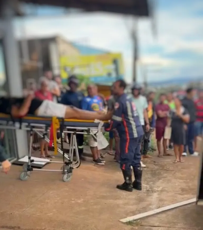 Barbeiro é baleado dentro de salão e fica em estado grave em Altamira