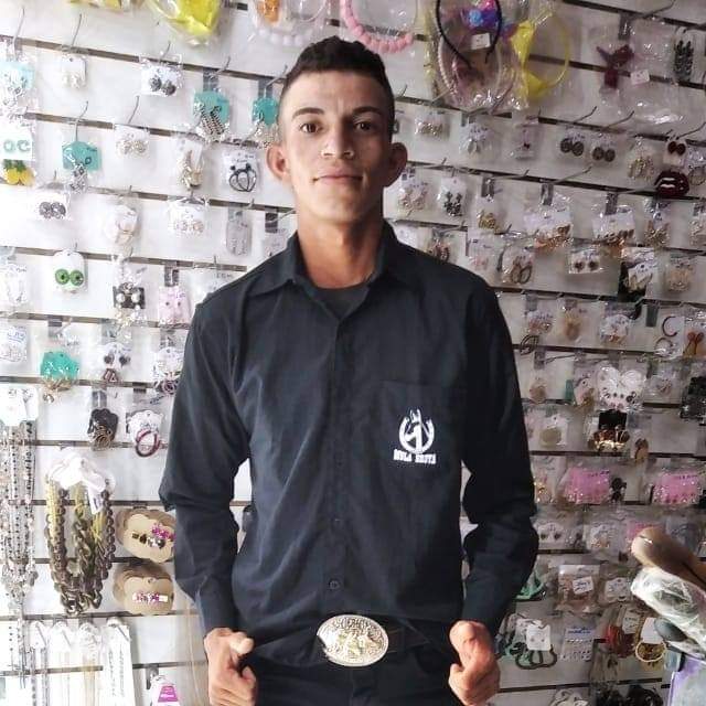 O jovem estava em um balneário quando sofreu o afogamento - Foto: redes sociais